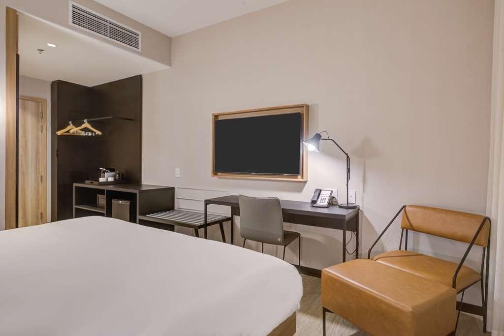 Radisson Pinheiros, Hotel